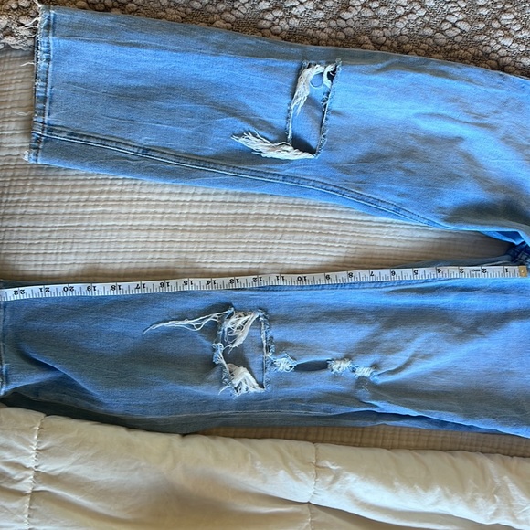 Abercrombie Curve Love Ankle Straight Ultra High Rise - Picture 6 of 6